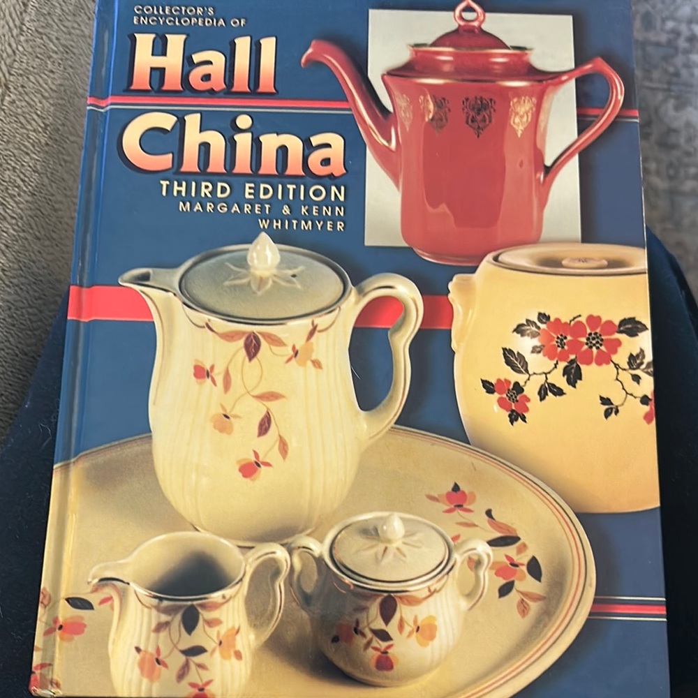 Collector's Encyclopedia of Hall China Book